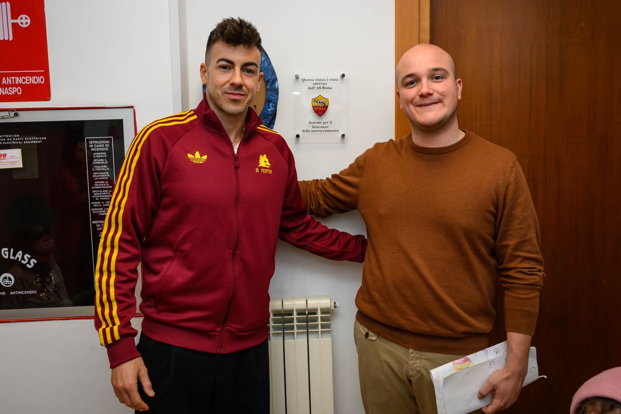 As Roma Gallery Image - El Shaarawy a casa Tudisco