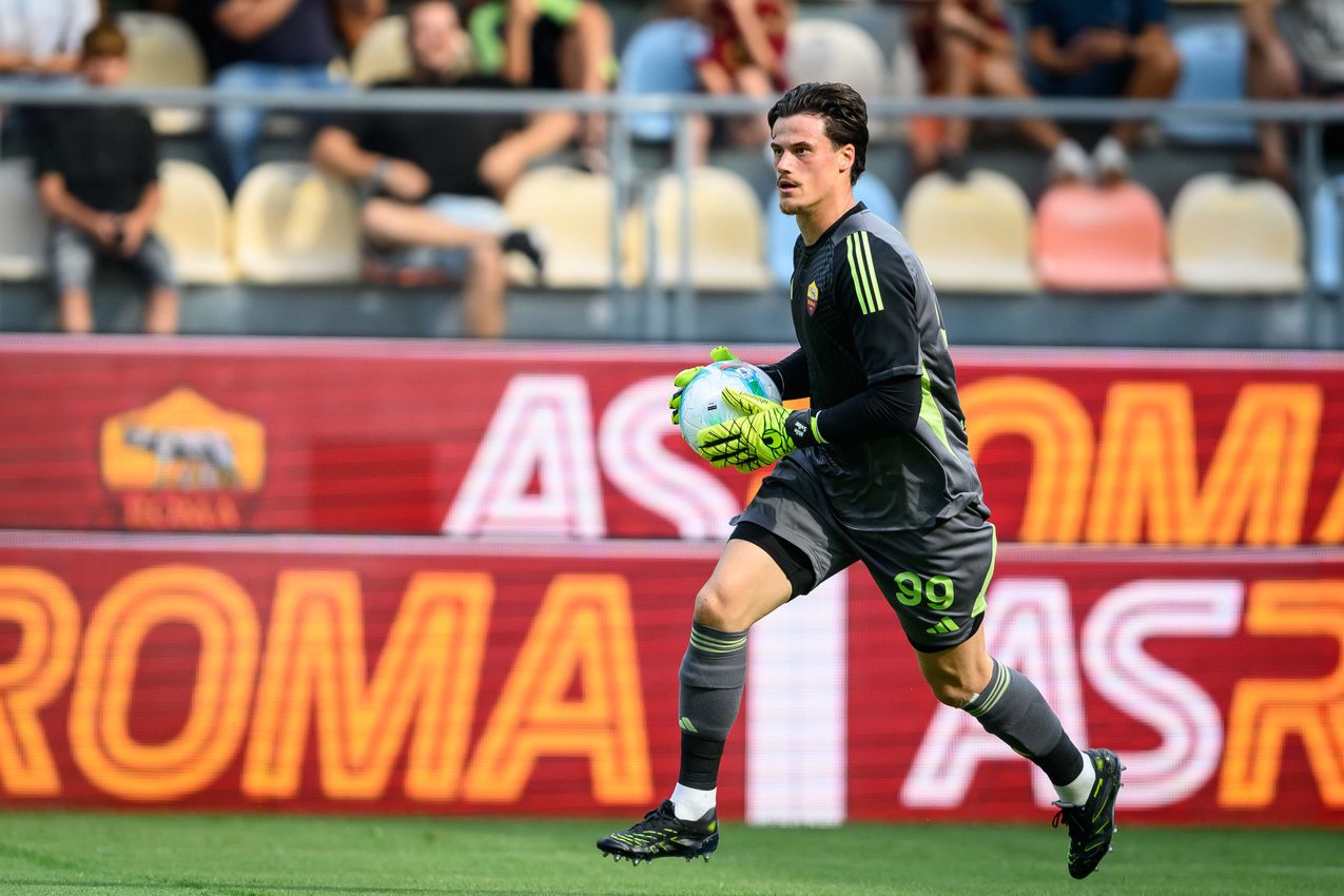 As Roma Gallery Image - Gallery Roma-Neom