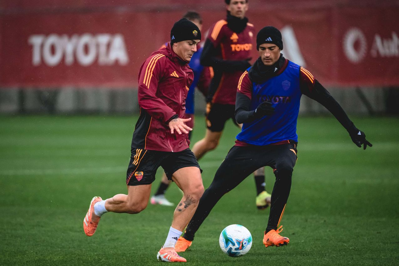 As Roma Gallery Image - Gallery allenamento lunedì 24