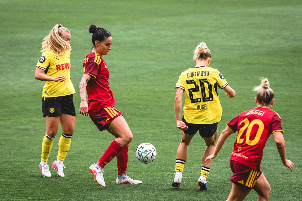 As Roma Gallery Image - Femminile