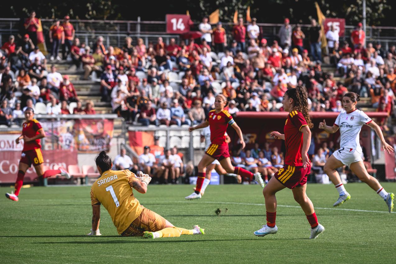 As Roma Gallery Image - Femminile