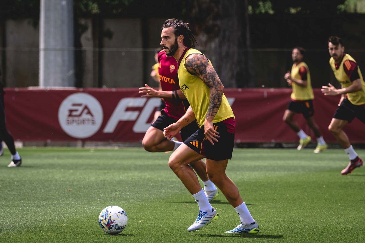 As Roma Gallery Image - Gallery: allenamento venerdì 14