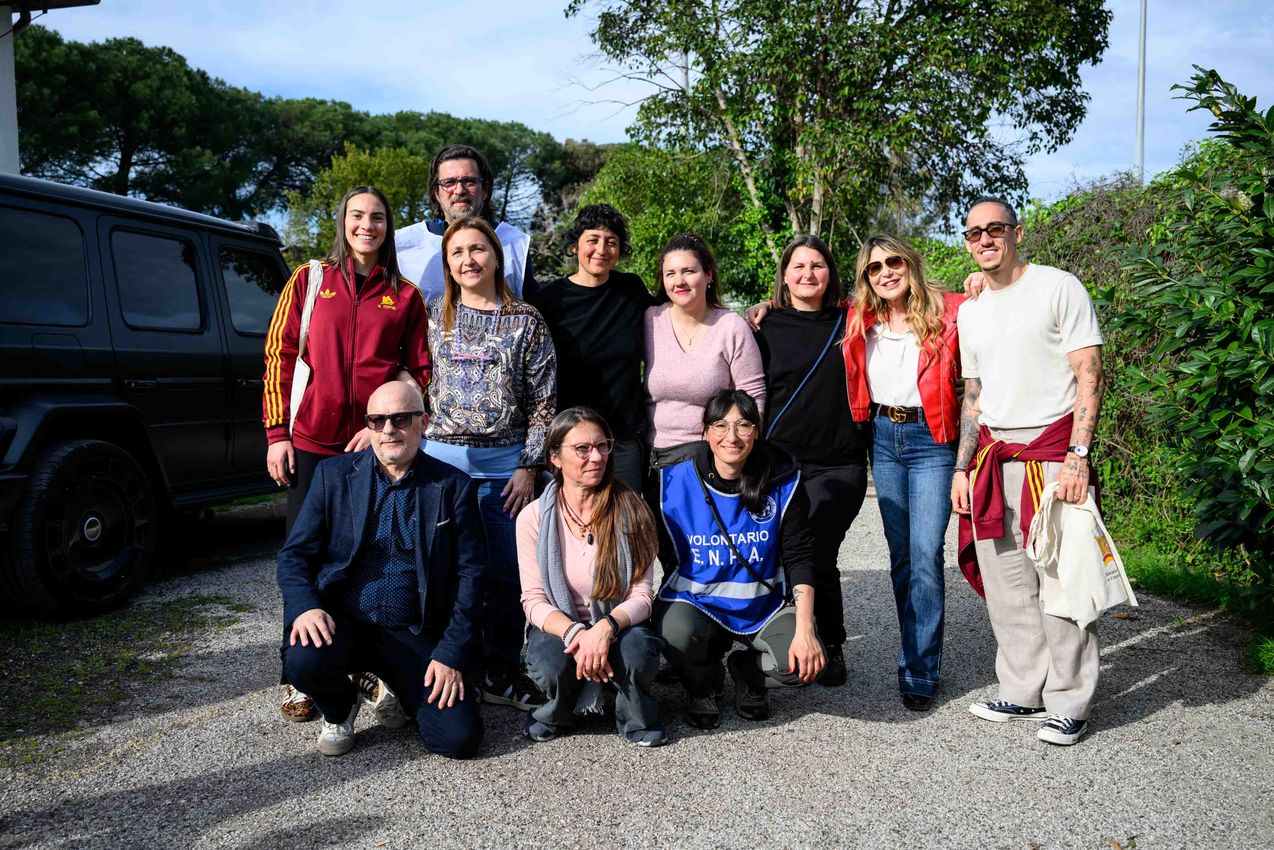 As Roma Gallery Image - Tsimikas e Corelli al canile