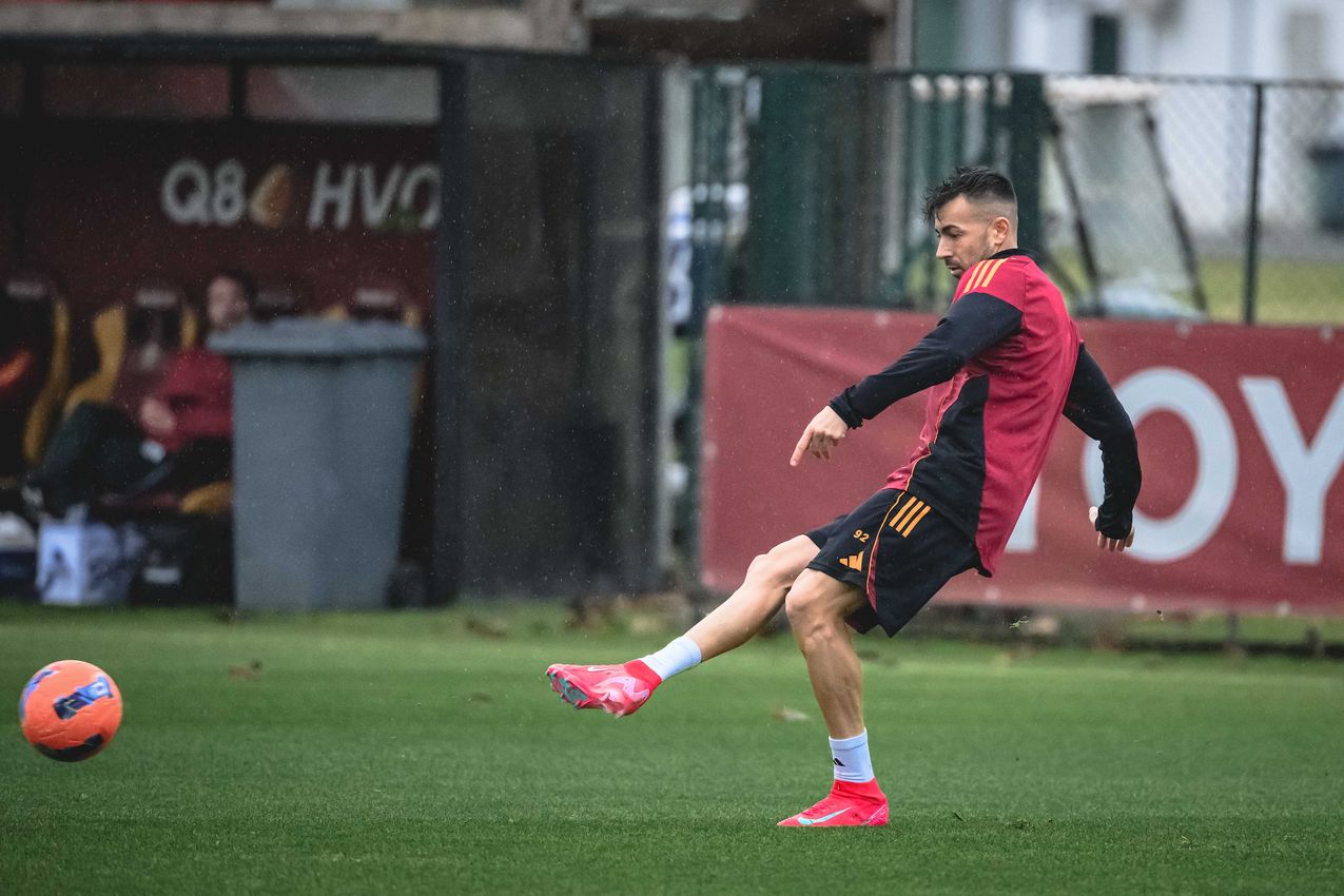 As Roma Gallery Image - Gallery allenamento martedì 16
