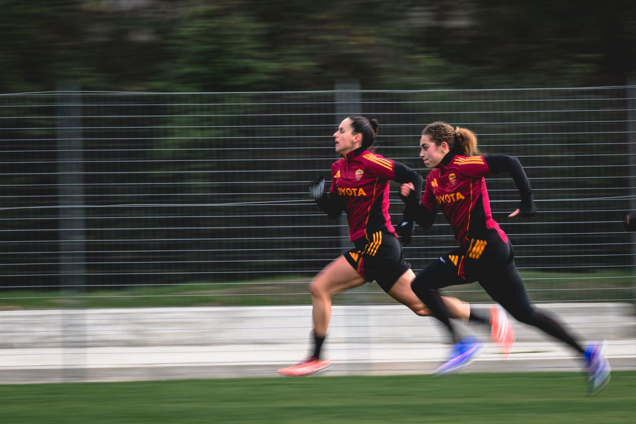 As Roma Gallery Image - Training Women
