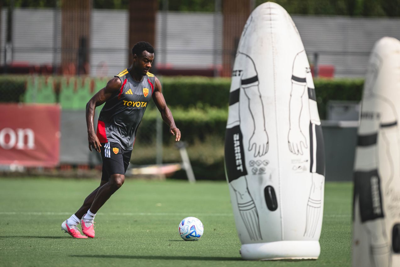 As Roma Gallery Image - Gallery allenamento venerdì 28