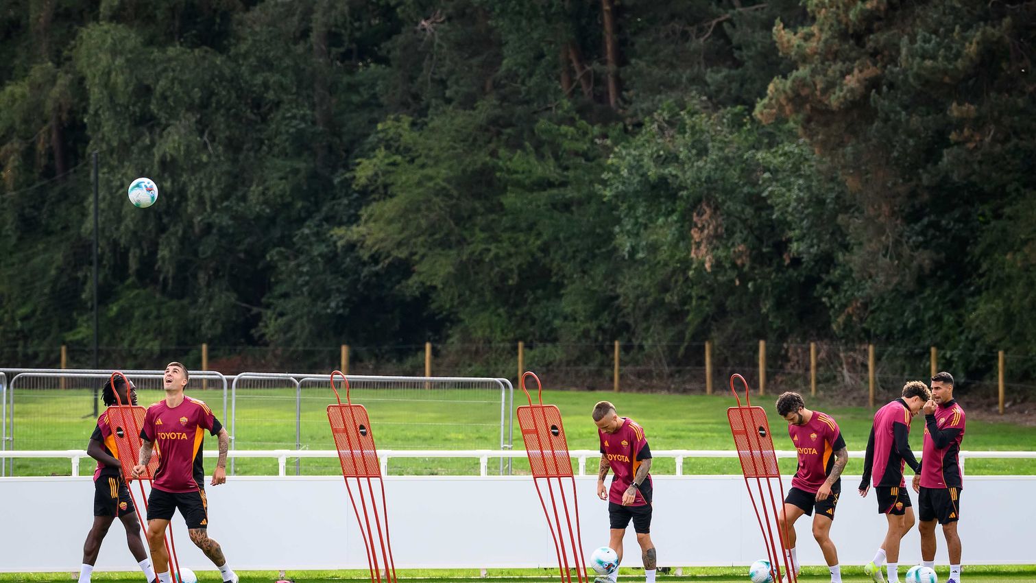 As Roma Gallery Image - Gallery Inghilterra primo giorno