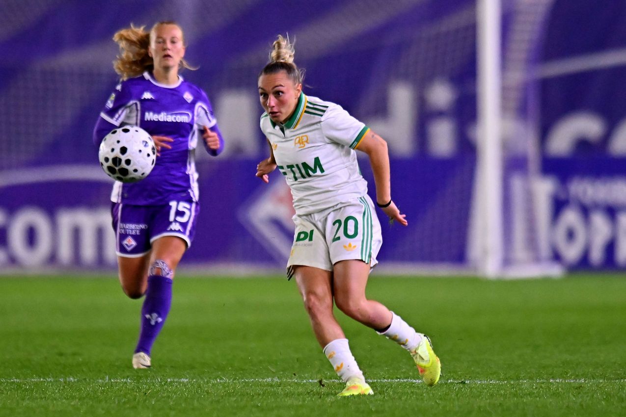 FLORENCE, ITALY - NOVEMBER 07: Giada Greggi of AS Roma during the Serie A Women match between ACF Fiorentina and AS Roma at Viola Park on November 07, 2025 in Florence, Italy. (Photo by AS Roma/AS Roma via Getty Images)