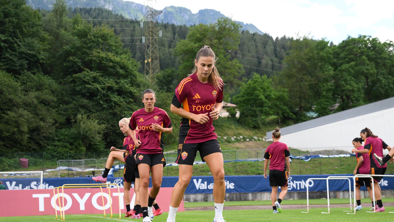 As Roma Gallery Image - Femminile