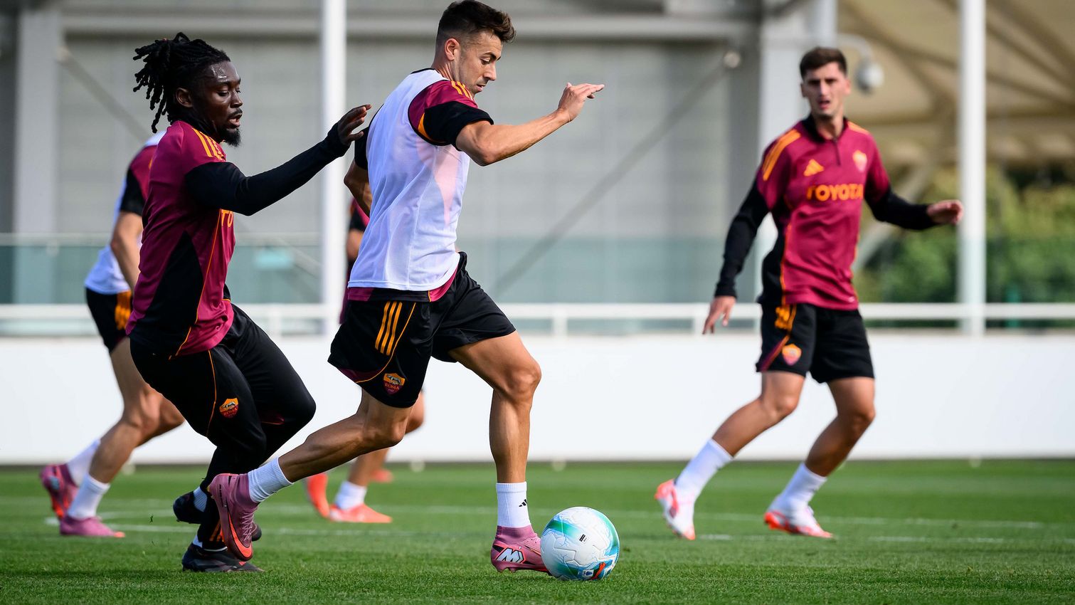 As Roma Gallery Image - Gallery secondo giorno in Inghilterra