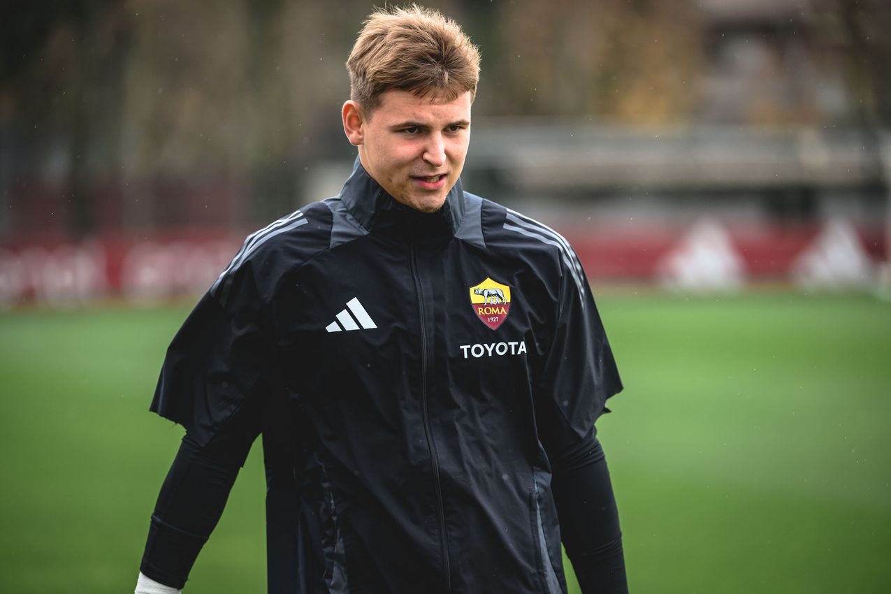 As Roma Gallery Image - Gallery allenamento lunedì 24