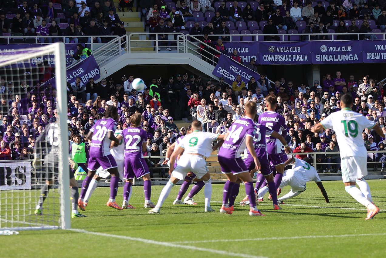 FLORENCE, ITALY - OCTOBER 5:  during the Serie A match between ACF Fiorentina and AS Roma at Artemio Franchi on October 5, 2025 in Florence, Italy. (Photo by Gabriele Maltinti/Getty Images)