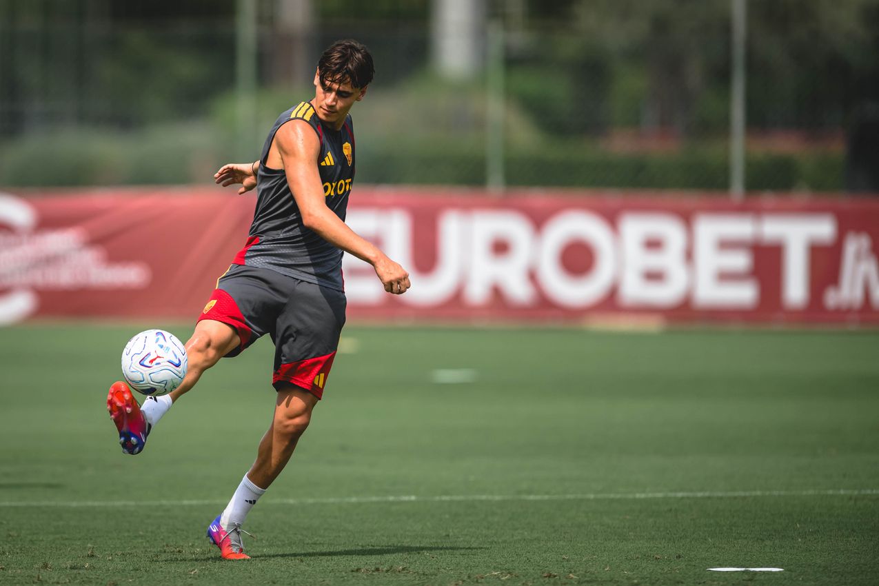 As Roma Gallery Image - Gallery allenamento venerdì 28