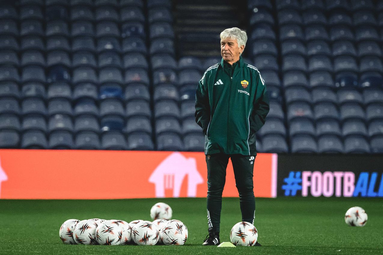 As Roma Gallery Image - Allenamento Glasgow 05/11