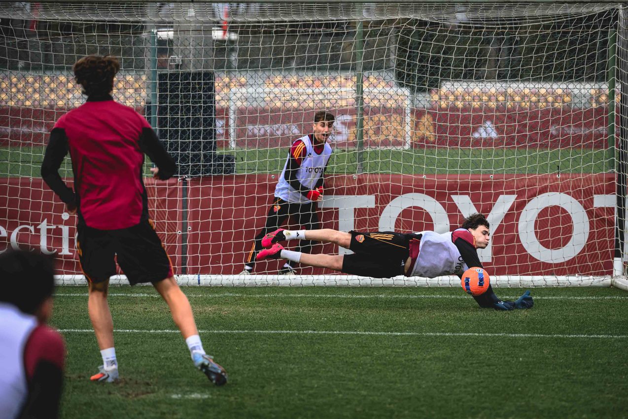 As Roma Gallery Image - Localisation copy of Allenamento 31/12