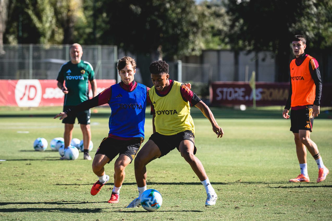 As Roma Gallery Image - Gallery: l'allenamento dell'8 ottobre