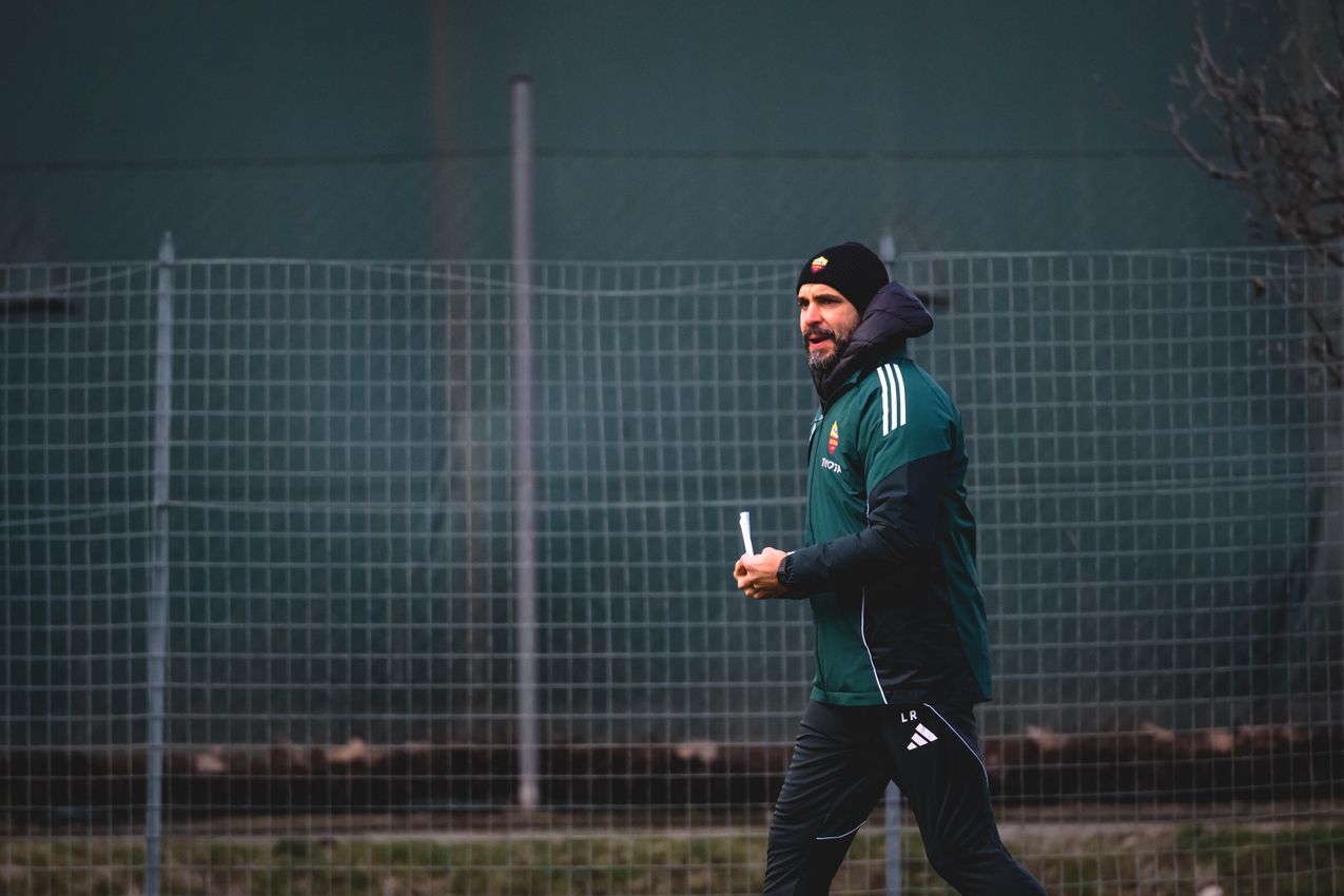 As Roma Gallery Image - Training Women
