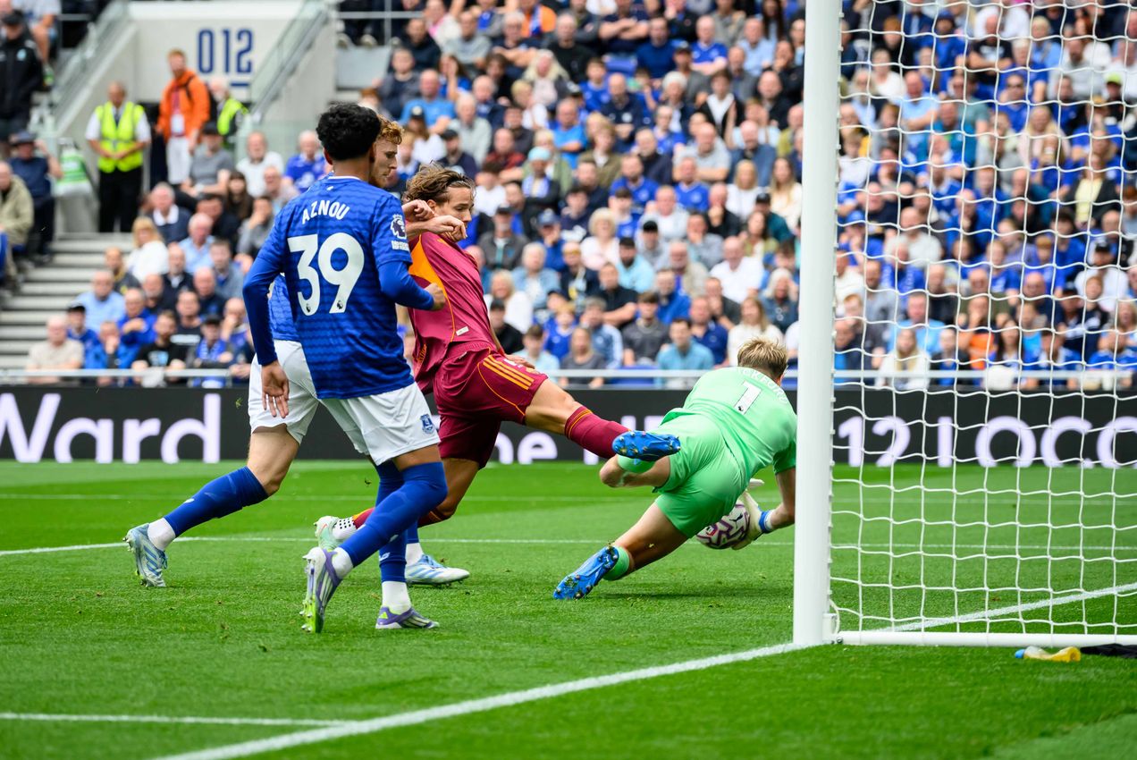 As Roma Gallery Image - Everton