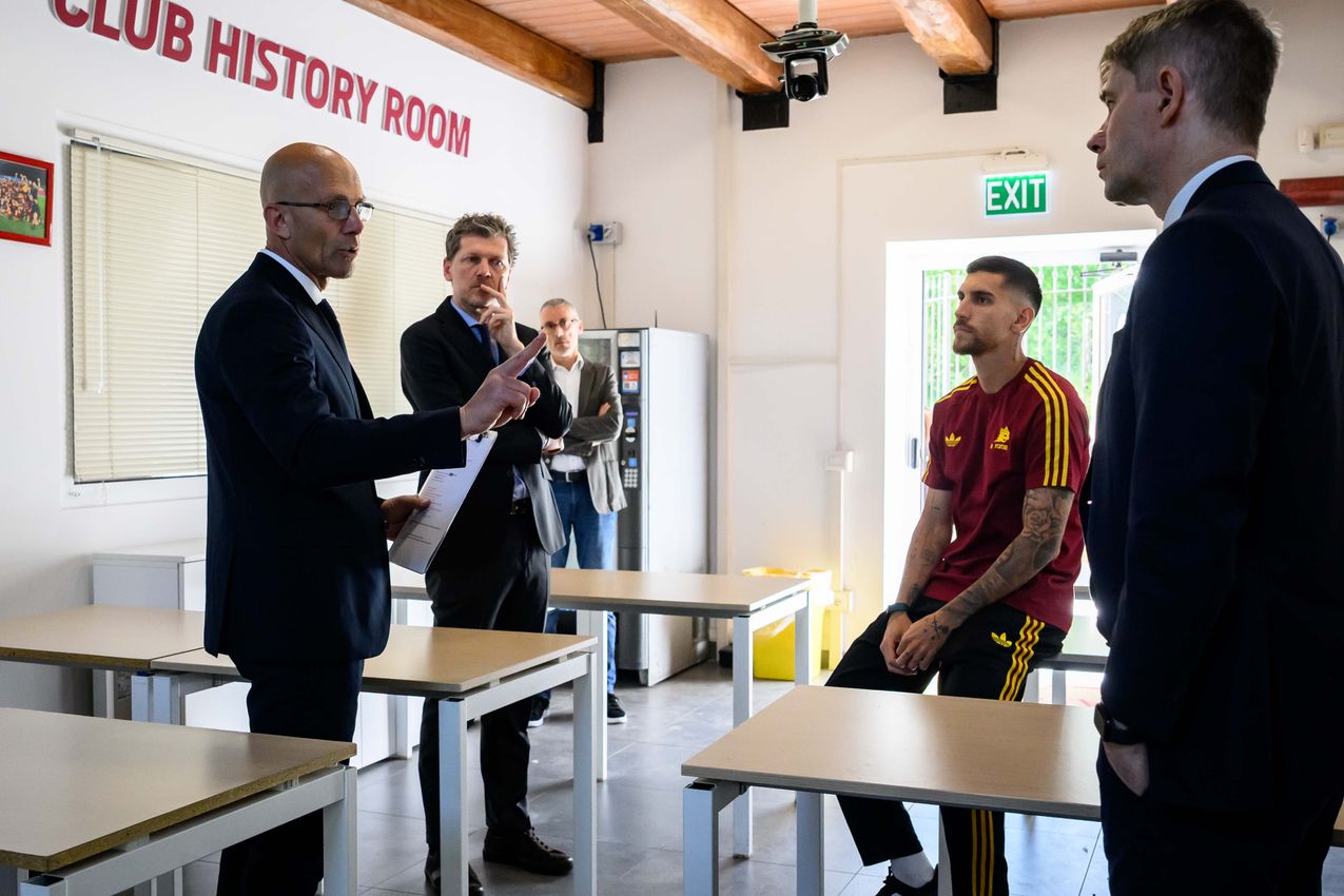 As Roma Gallery Image - Scuola in campo