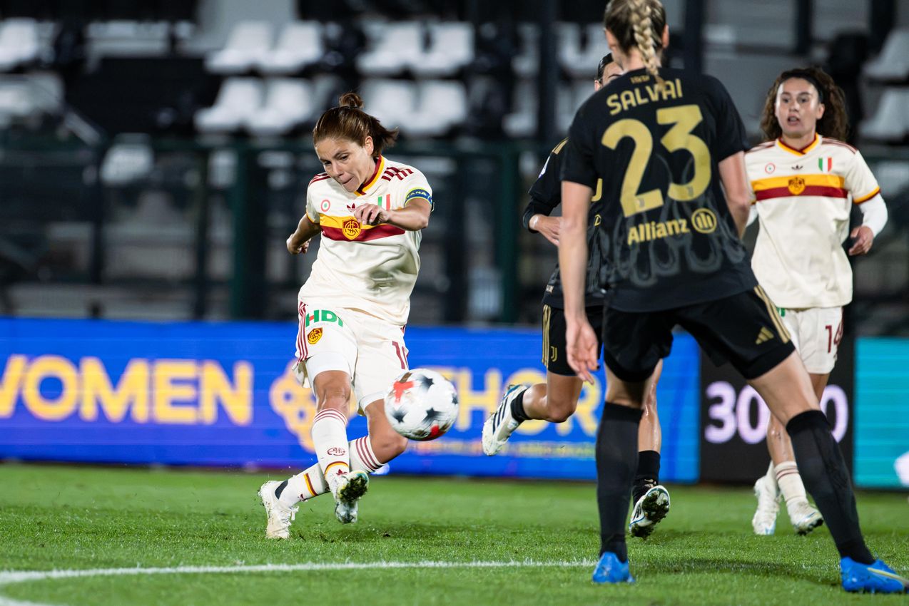 BIELLA, ITALY - OCTOBER 24: Of AS Roma Women during the Serie A Women match between Juventus FC and AS Roma at tadio La Marmora-Pozzo on October 24, 2026 in Biella, Italy. (Photo by Diego Puletto - AS Roma/AS Roma via Getty Images)