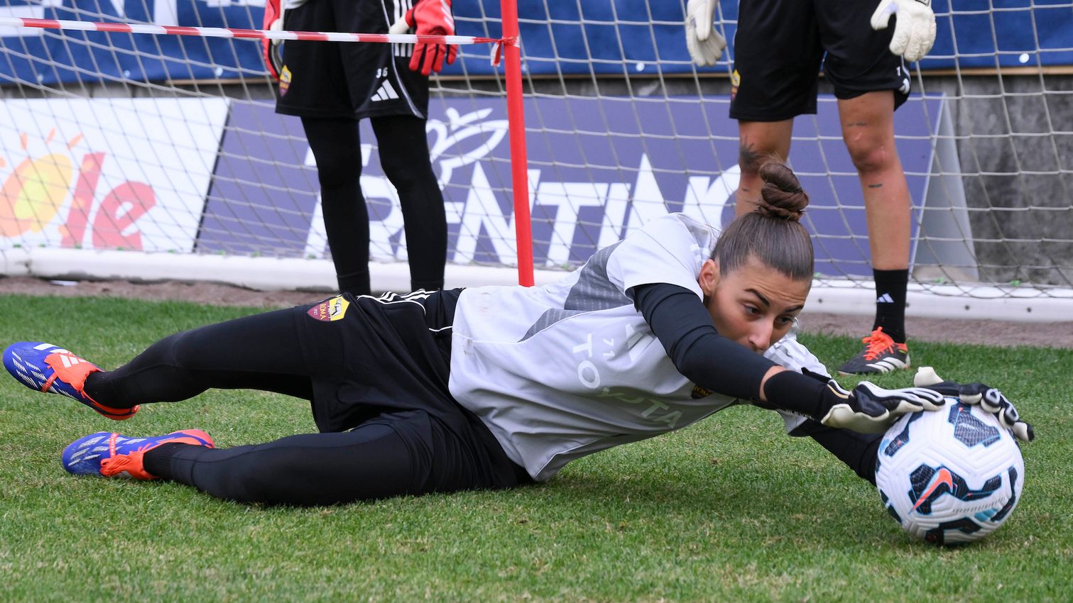 As Roma Gallery Image - Femminile