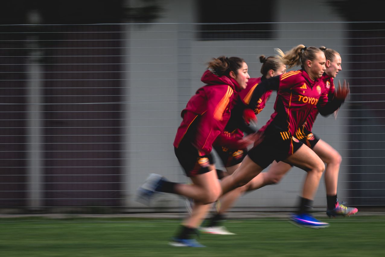 As Roma Gallery Image - Training Women