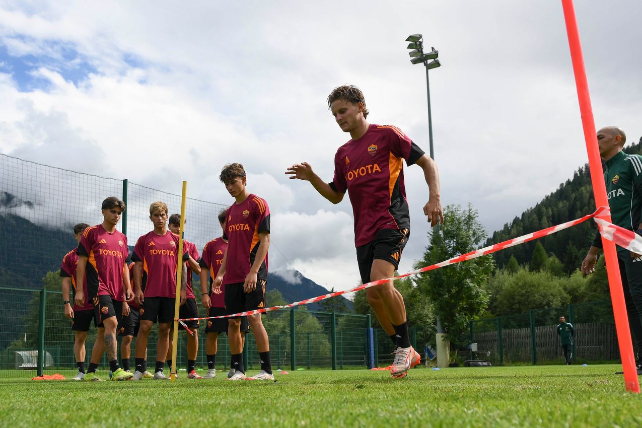 As Roma Gallery Image - Ultima gallery Primavera a Pinzolo 