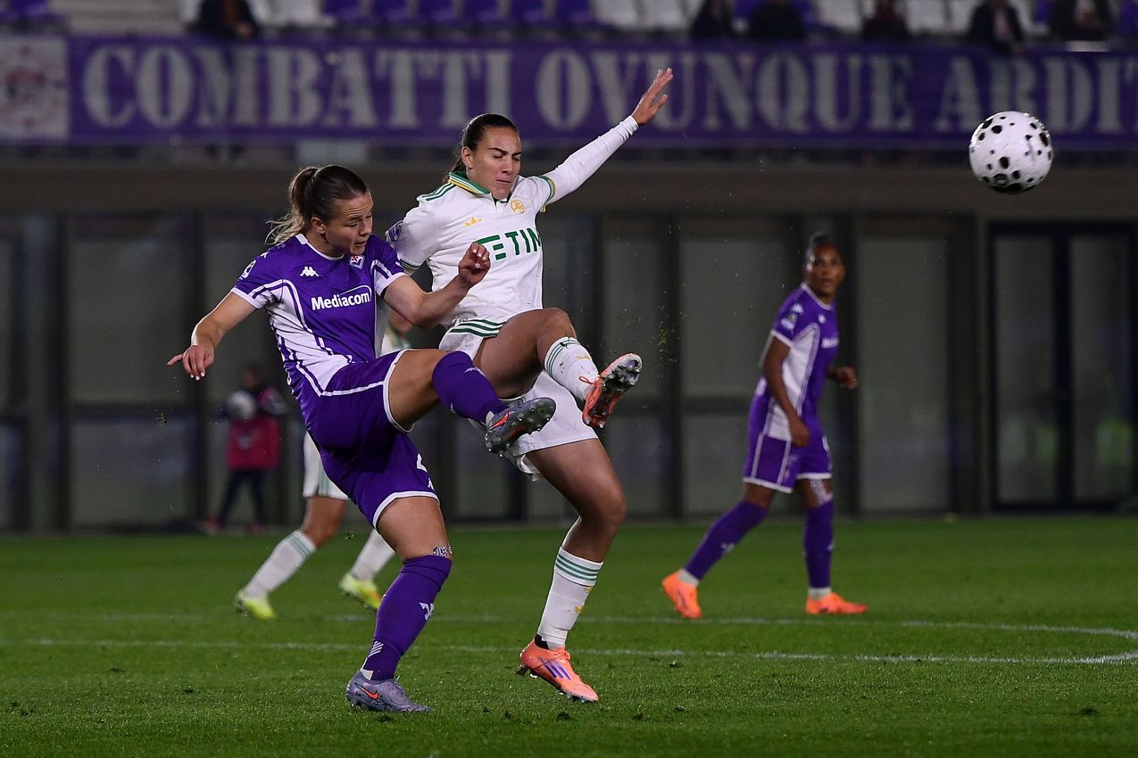 FLORENCE, ITALY - NOVEMBER 07: during the Serie A Women match between ACF Fiorentina and AS Roma at Viola Park on November 07, 2025 in Florence, Italy. (Photo by AS Roma/AS Roma via Getty Images)