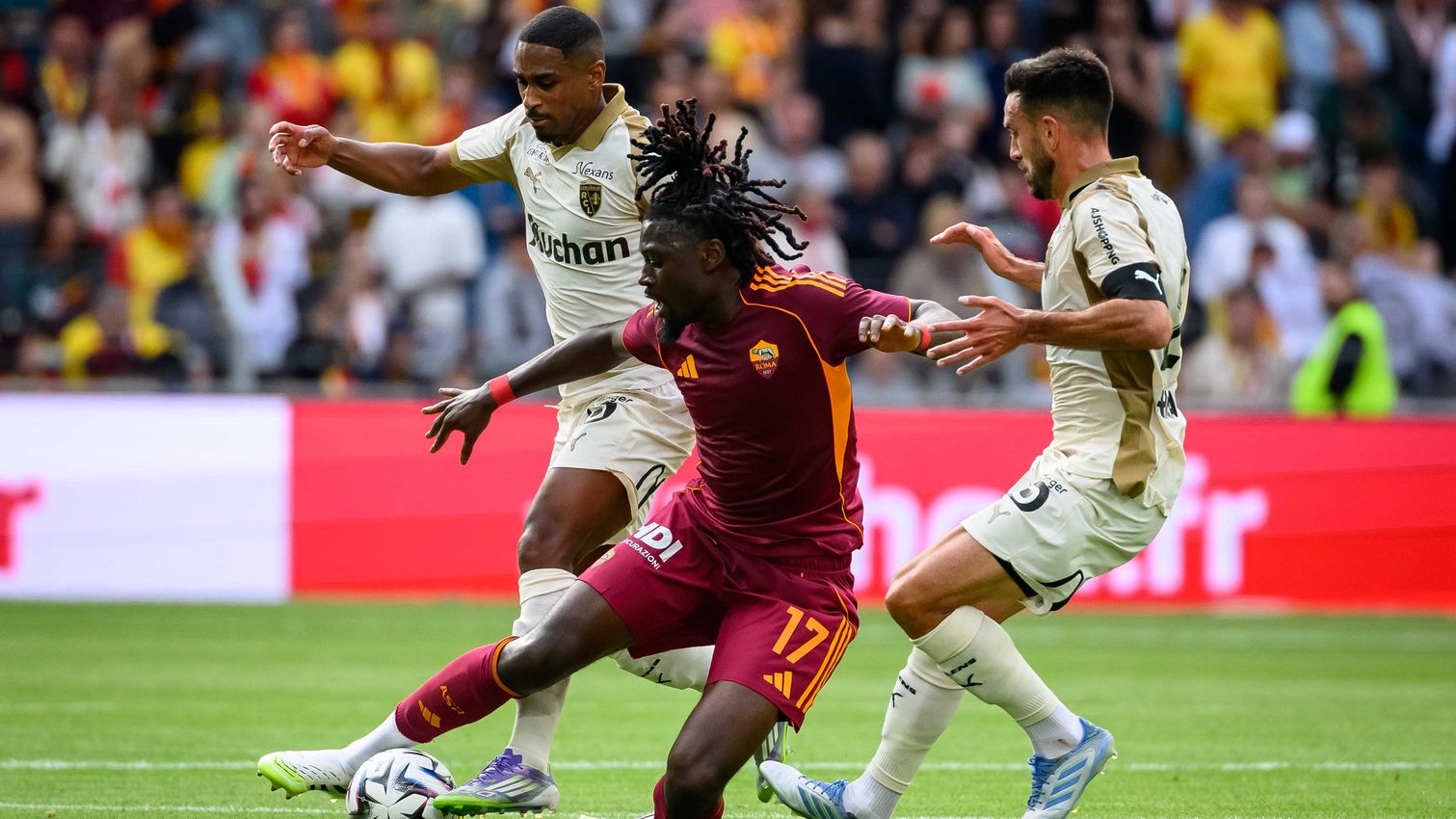 As Roma Gallery Image - Lens