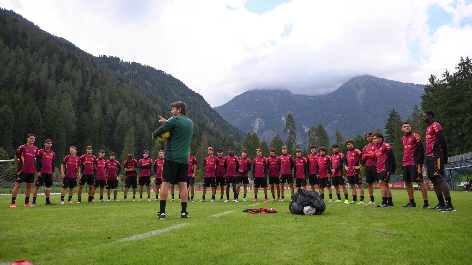 As Roma Gallery Image - Allenamento Primavera Pinzolo