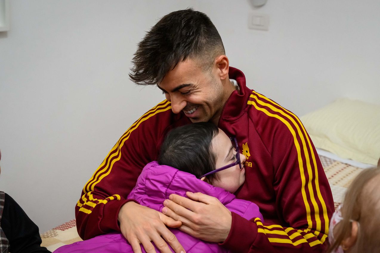 As Roma Gallery Image - El Shaarawy a casa Tudisco