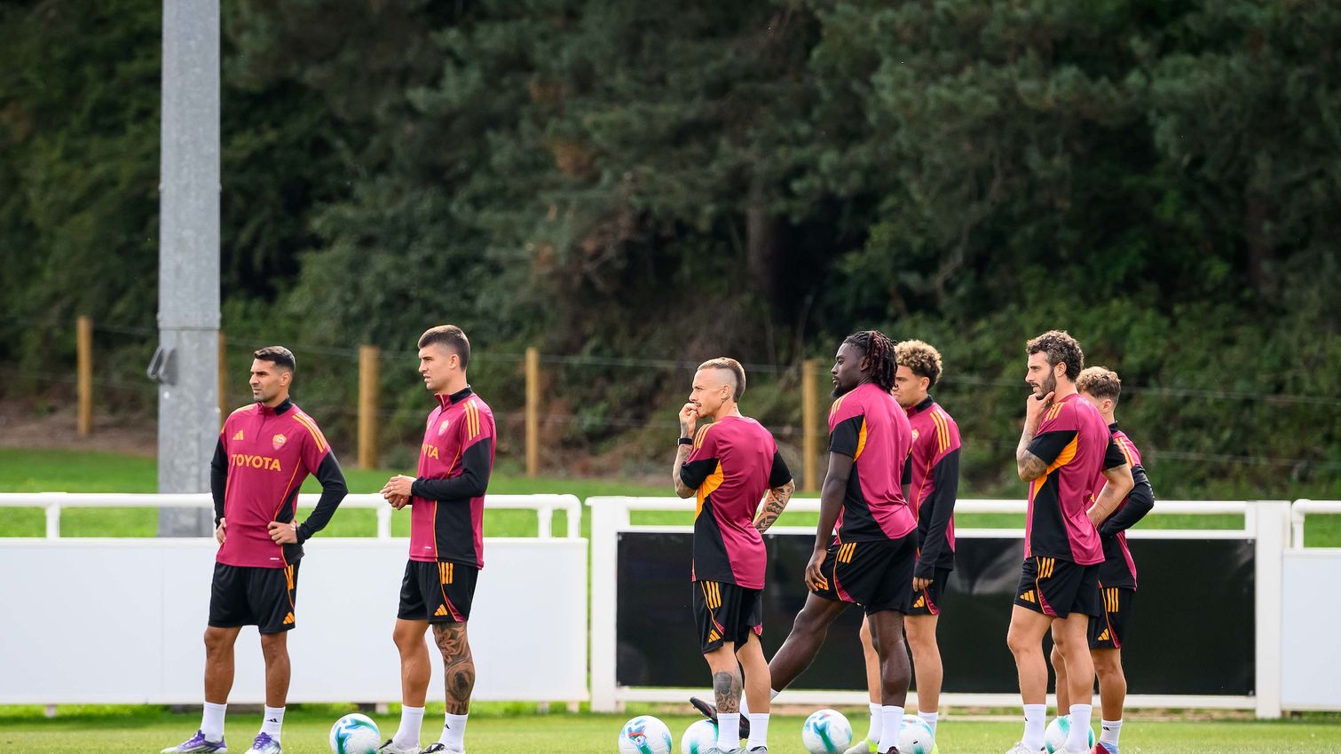 As Roma Gallery Image - Gallery Inghilterra primo giorno
