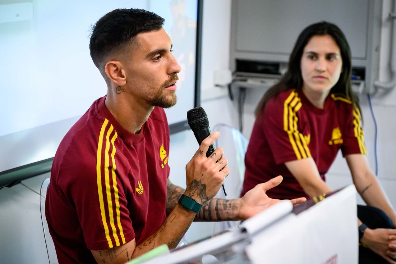 As Roma Gallery Image - Scuola in campo