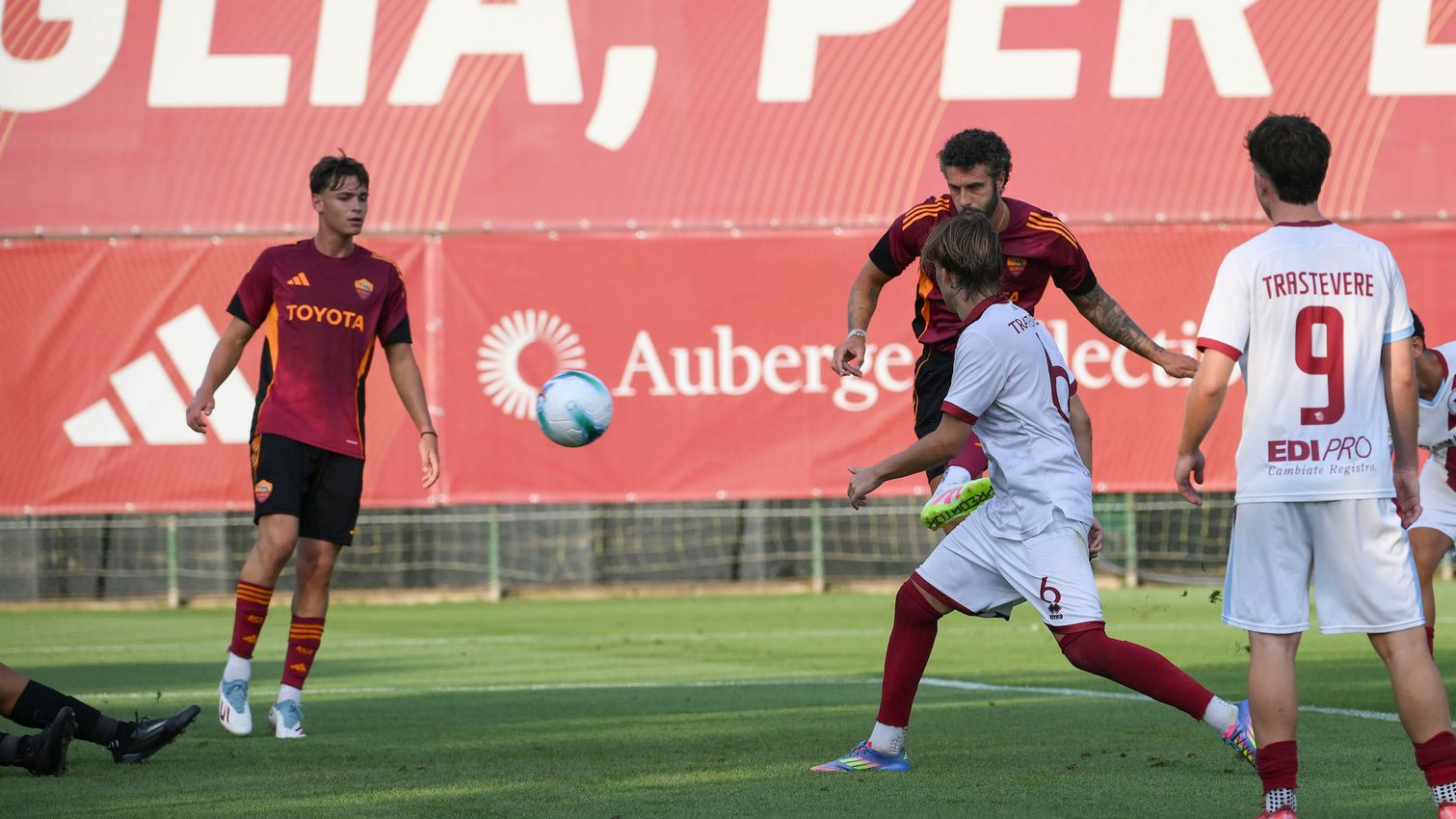 As Roma Gallery Image - Testi con il Trastevere