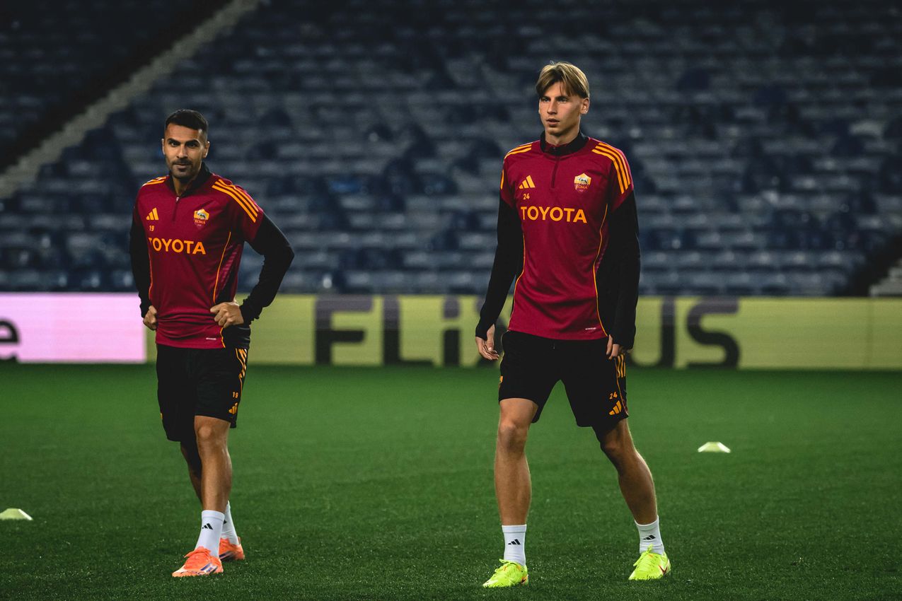 As Roma Gallery Image - Allenamento Glasgow 05/11