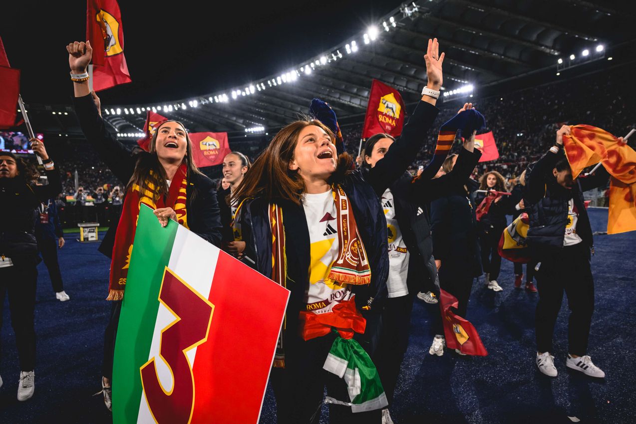 As Roma Gallery Image - Femminile