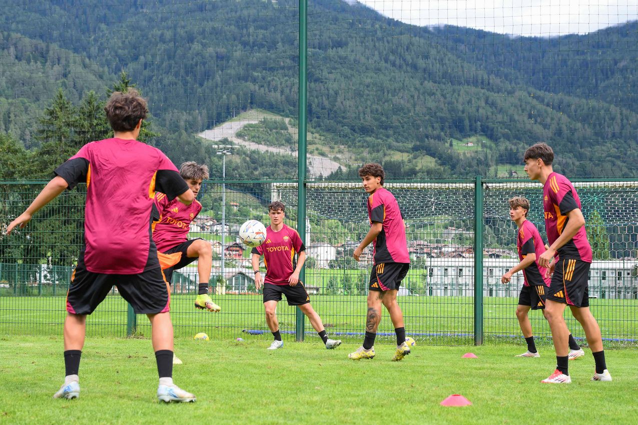 As Roma Gallery Image - Ultima gallery Primavera a Pinzolo 