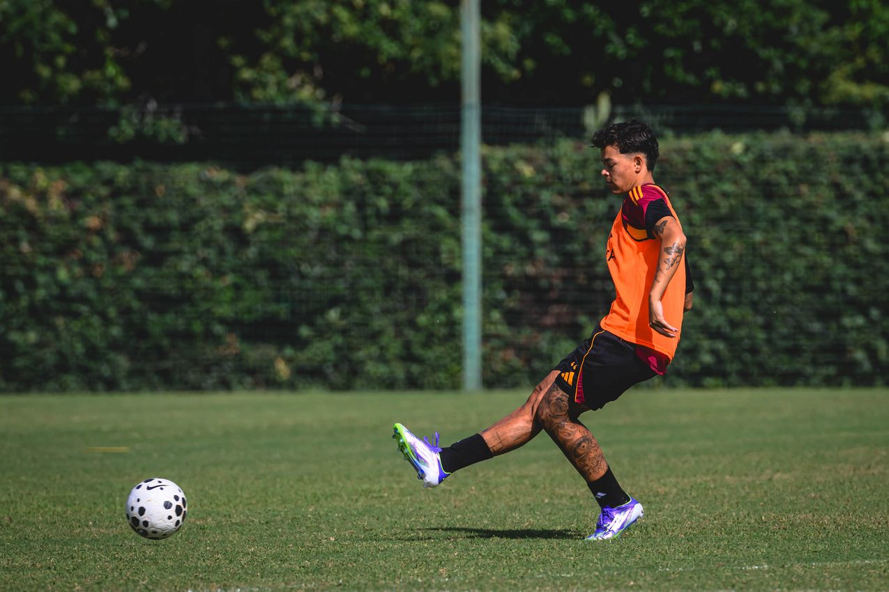 As Roma Gallery Image - gallery rifinitura Femminile