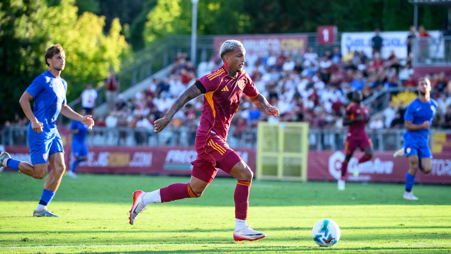 As Roma Gallery Image - Roma - Cannes