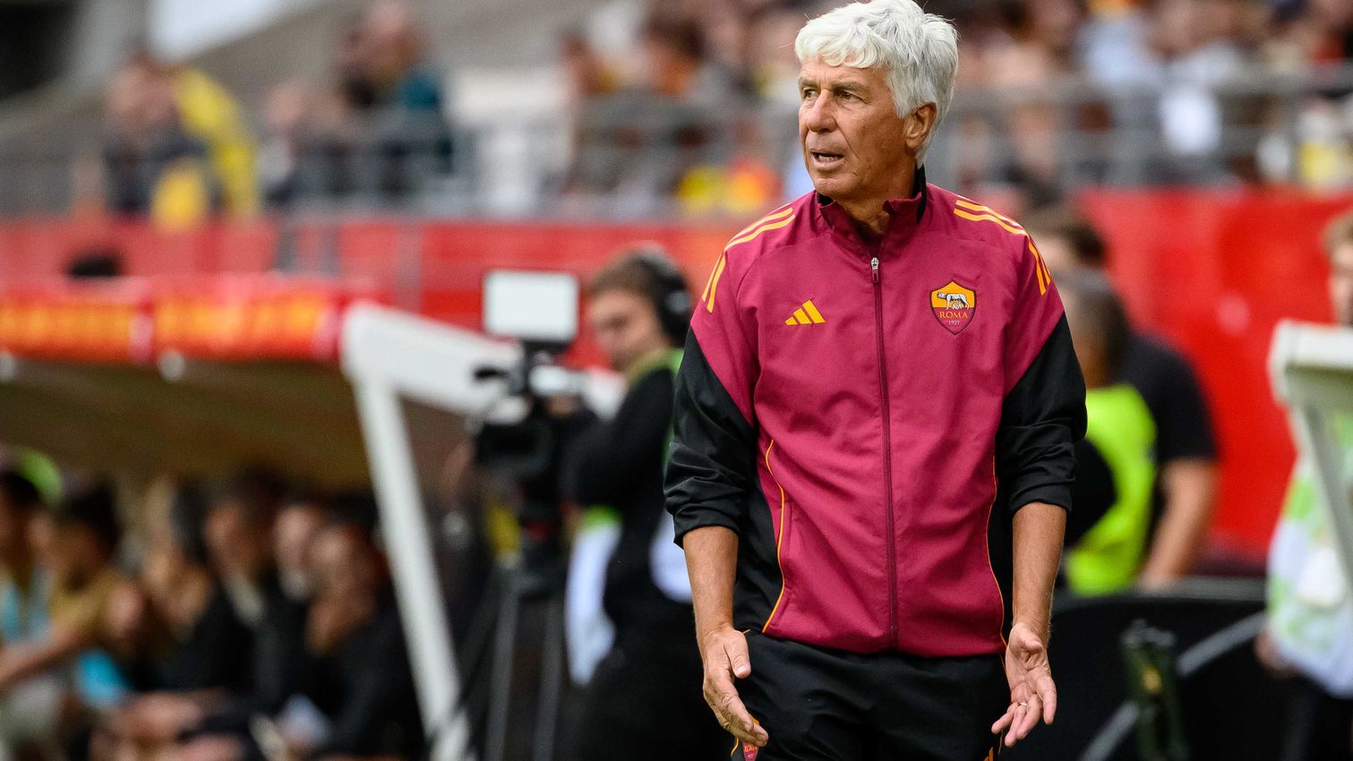 As Roma Gallery Image - Lens