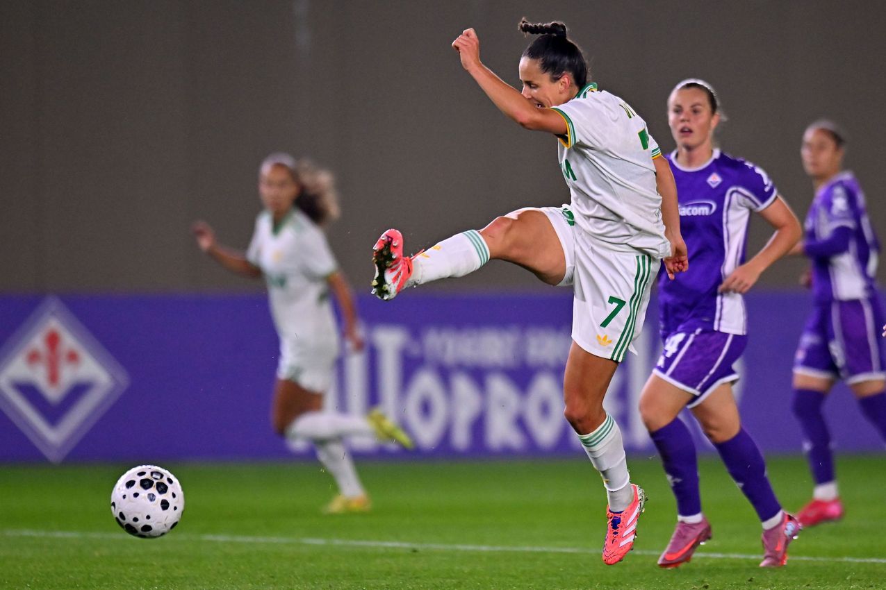 FLORENCE, ITALY - NOVEMBER 07: Evelyne Viens of AS Roma during the Serie A Women match between ACF Fiorentina and AS Roma at Viola Park on November 07, 2025 in Florence, Italy. (Photo by AS Roma/AS Roma via Getty Images)