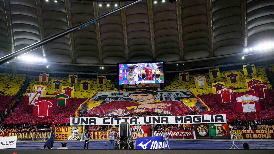 10 great Roma derby choreographies
