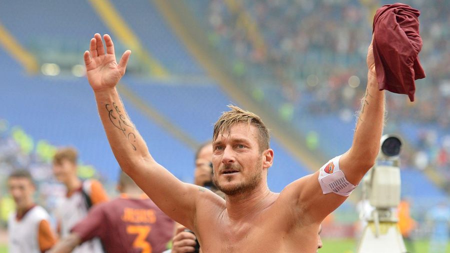 Francesco Totti ha lanciato la sua pagina Facebook ufficiale