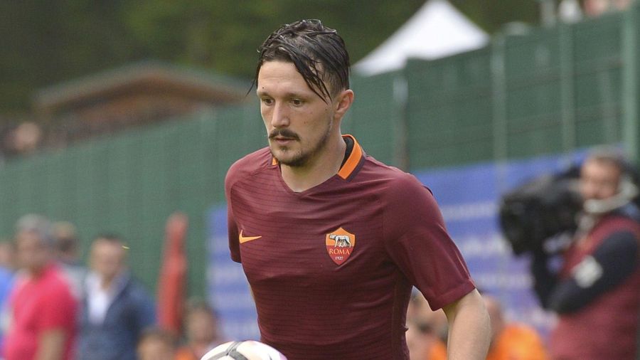 Intervento chirurgico riuscito per Mario Rui