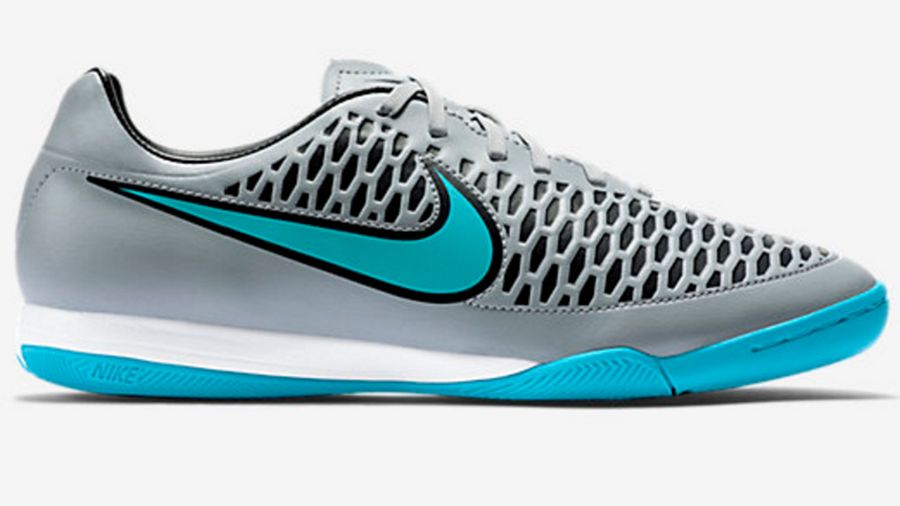 Gear: 10 of the best indoor football trainers