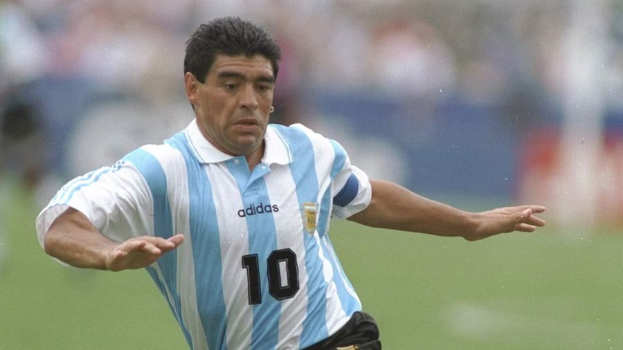 Diego Armando Maradona (Argentina)