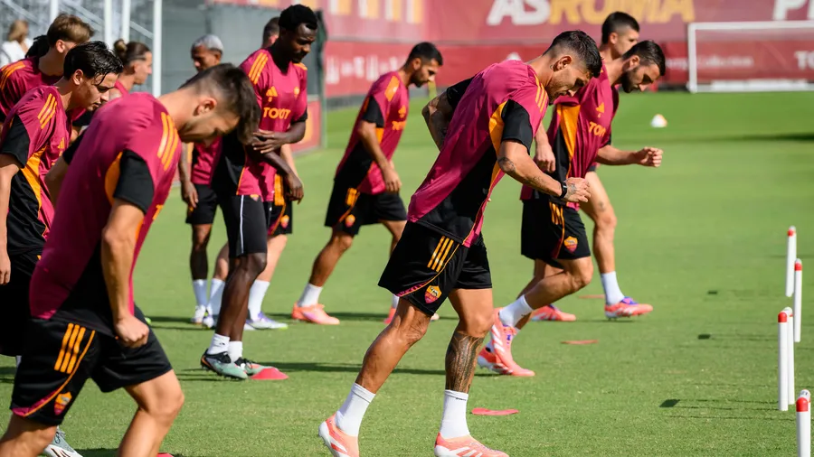 Gallery: l'allenamento del mercoledì a Trigoria