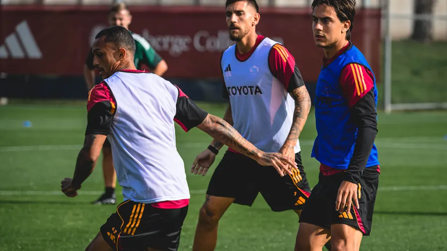  Gallery: prima seduta della settimana a Trigoria 