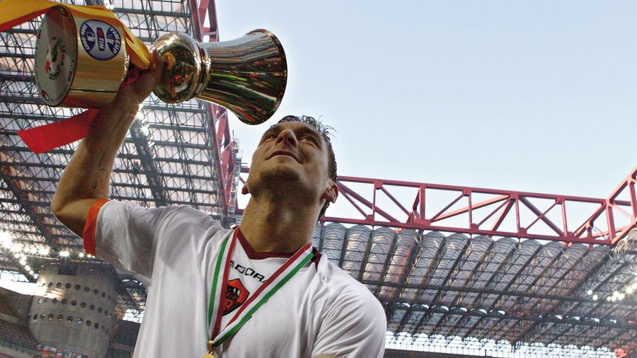 10 iconic Francesco Totti photos