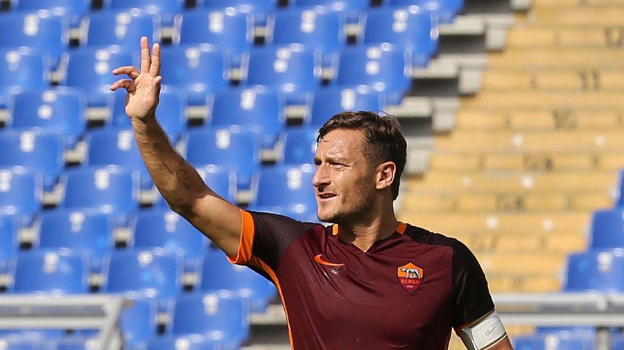 3. Francesco Totti: 592